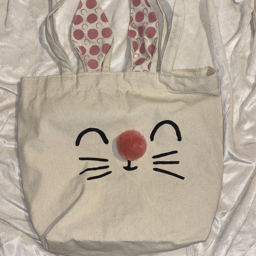 BUNNY RABBIT OFF WHITE CANVAS TOTE
ADORABLE AND SWEET